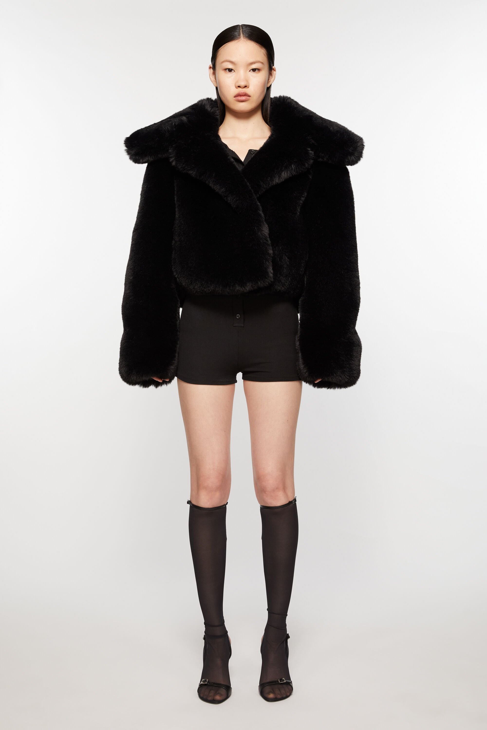 Fluffy jacket - Black - 2