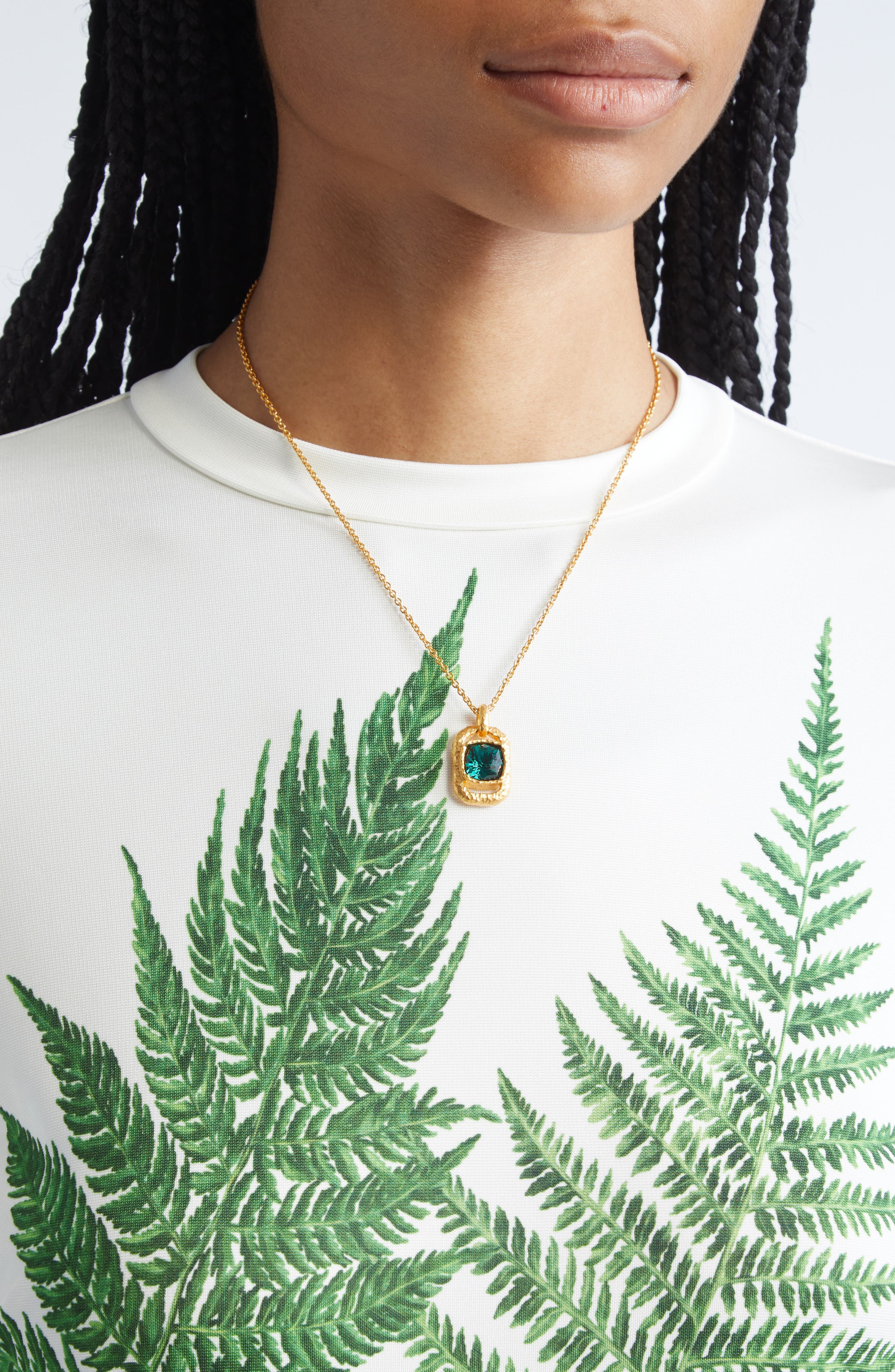 Oscar de la Renta Rectangle Crystal Pendant Necklace in Emerald at Nordstrom - 2