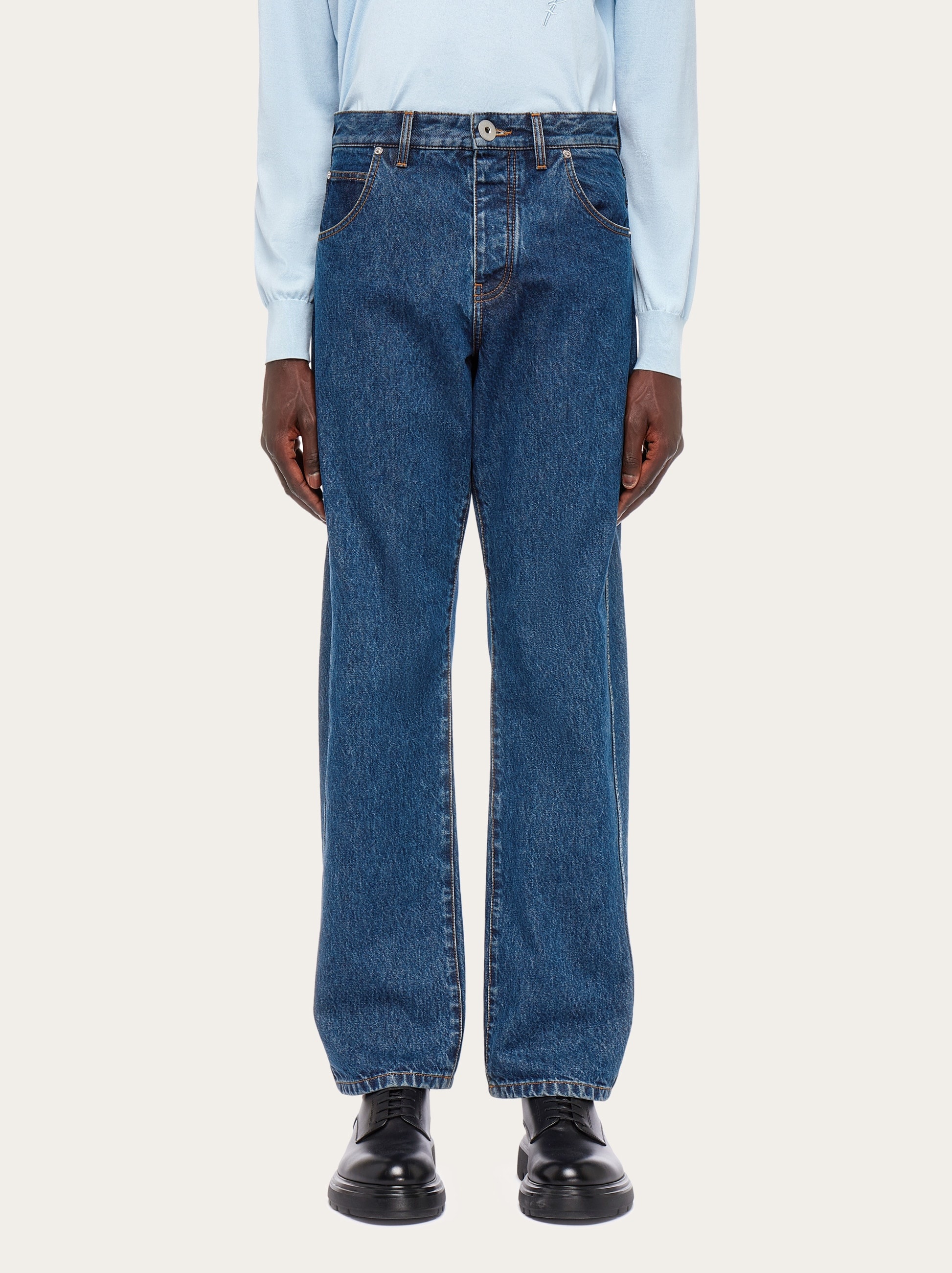 Medium wash jeans - 2