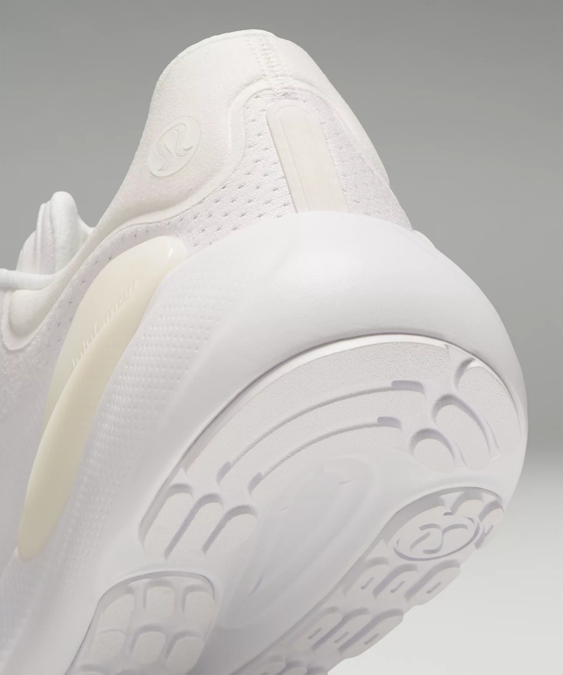 beyondfeel Men's Running Shoe - 9