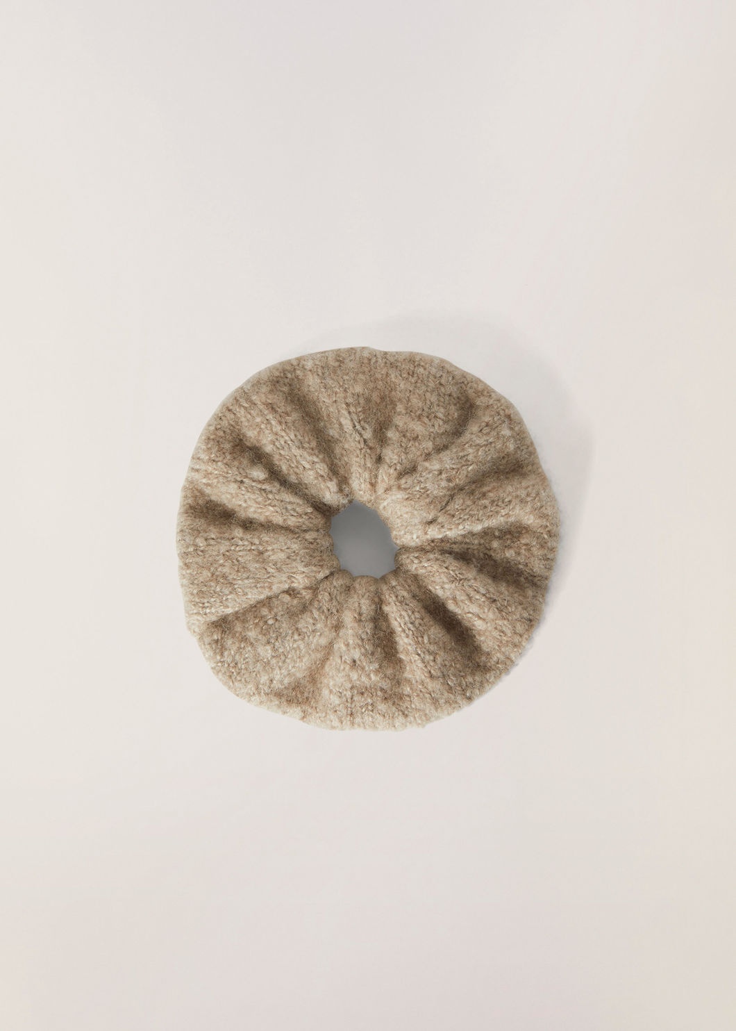 Cocooning Scrunchie - 1