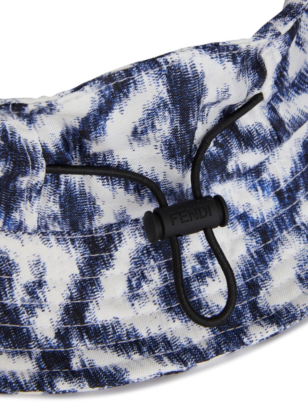bucket hat - 3