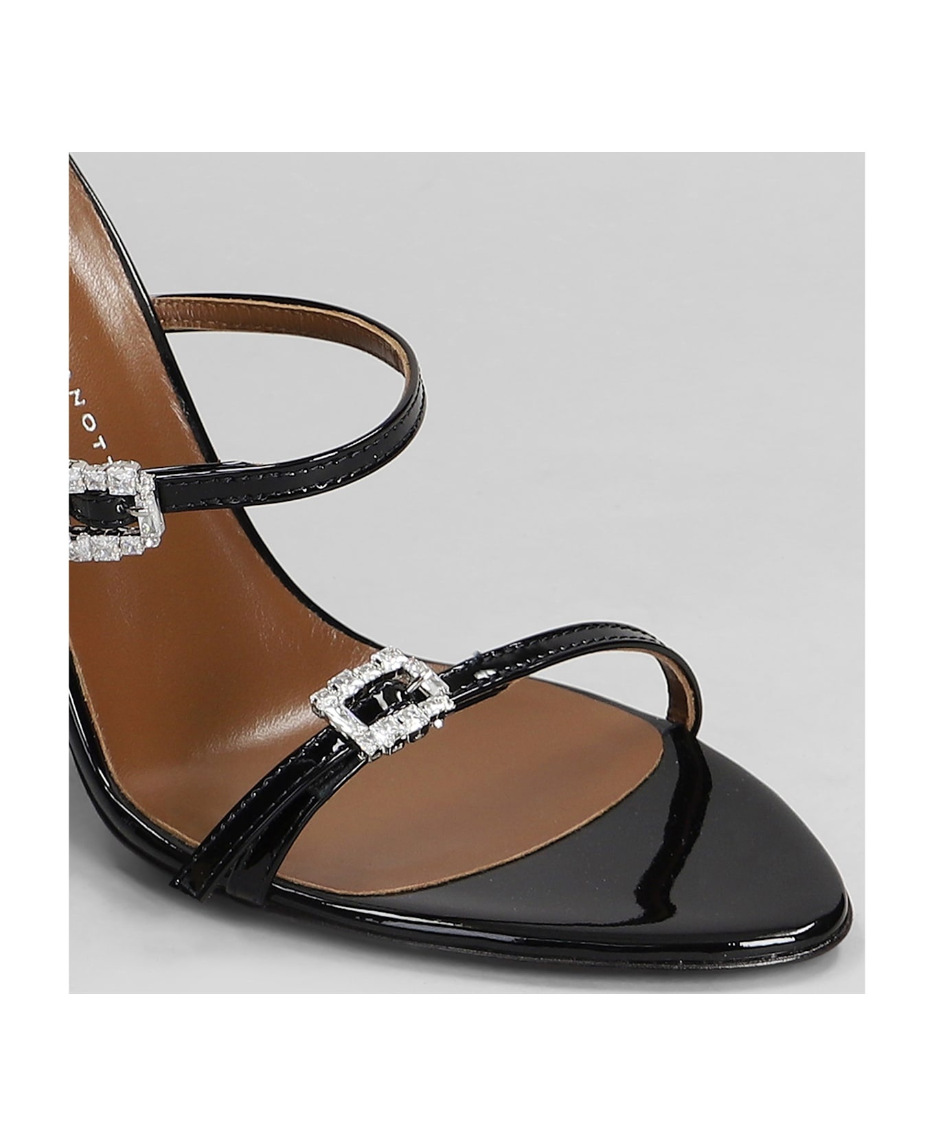 Sandals In Black Patent Leather - 5