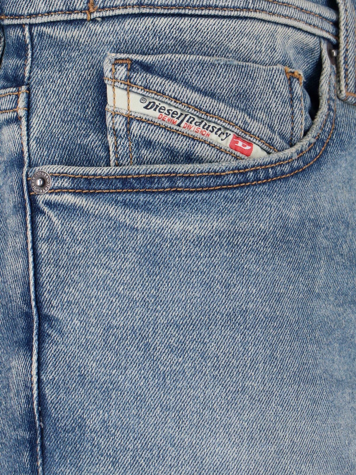 "D-FINITIVE" STRAIGHT JEANS - 4