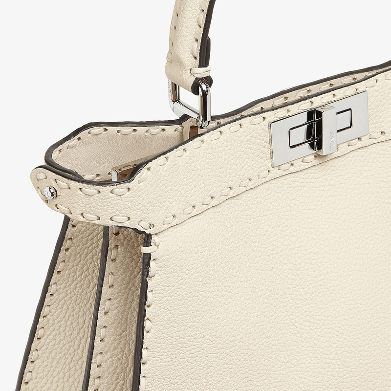 Peekaboo ISeeU Medium 7