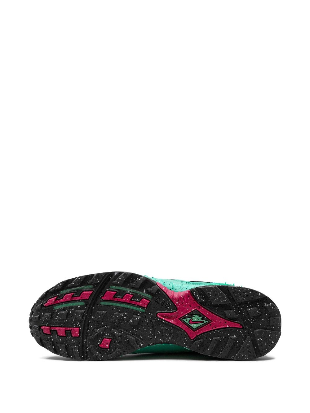 x Undefeated Air Humara sneakers - 5