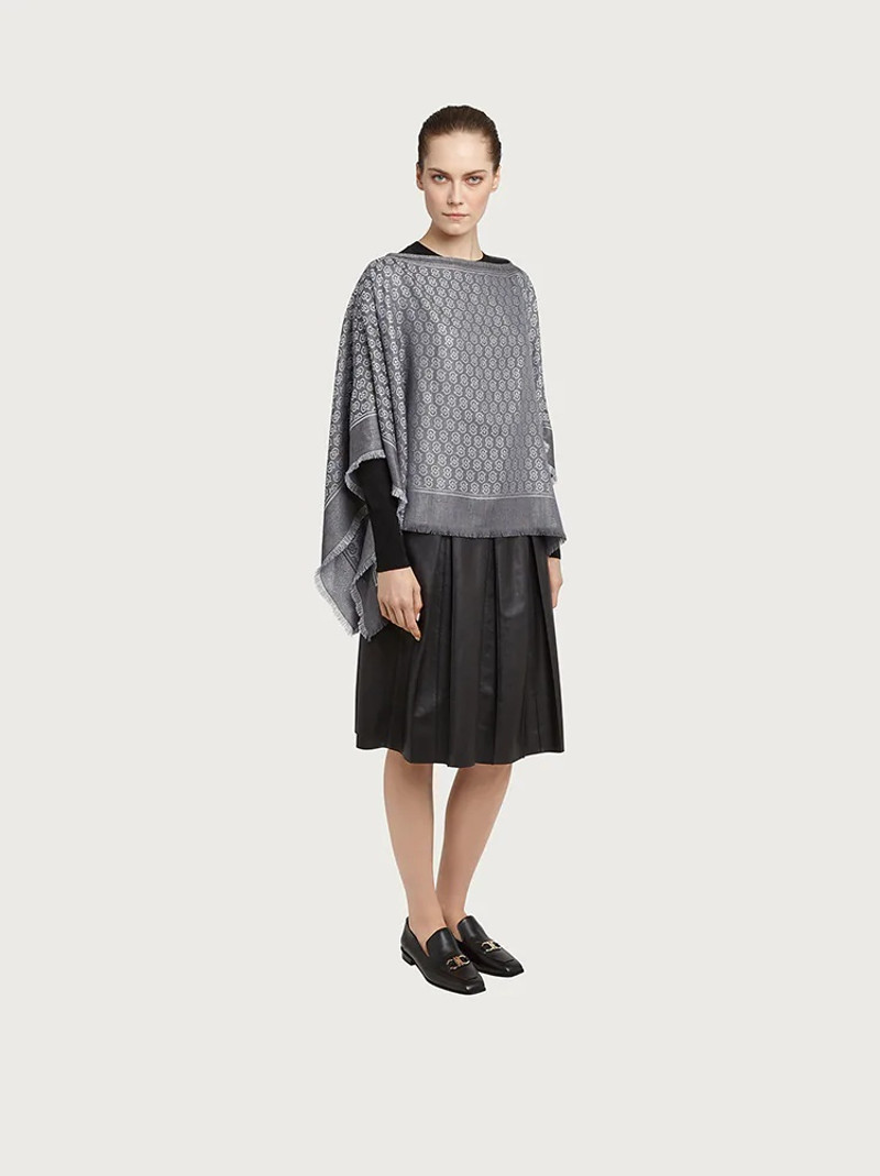 FERRAGAMO GANCIO S CAPE outlook