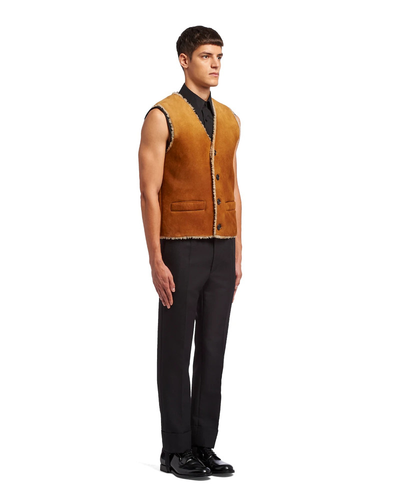 Sheepskin vest 3