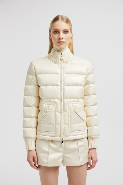 Moncler Arcelot Short Down Jacket outlook