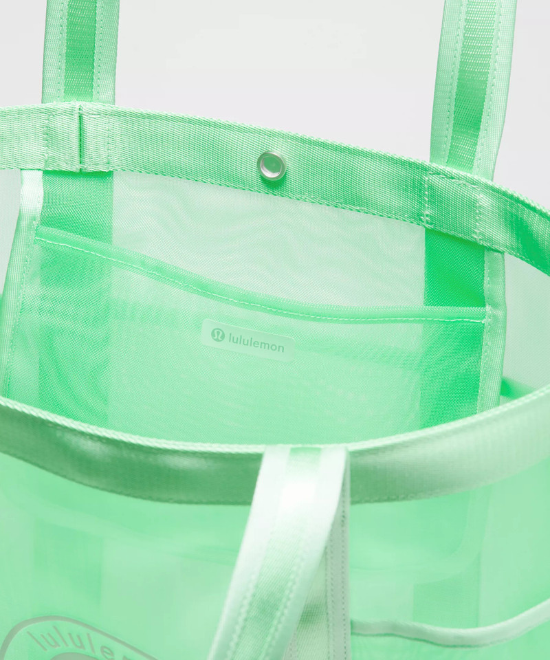 Daily Multi-Pocket Mesh Tote Bag 20L 4