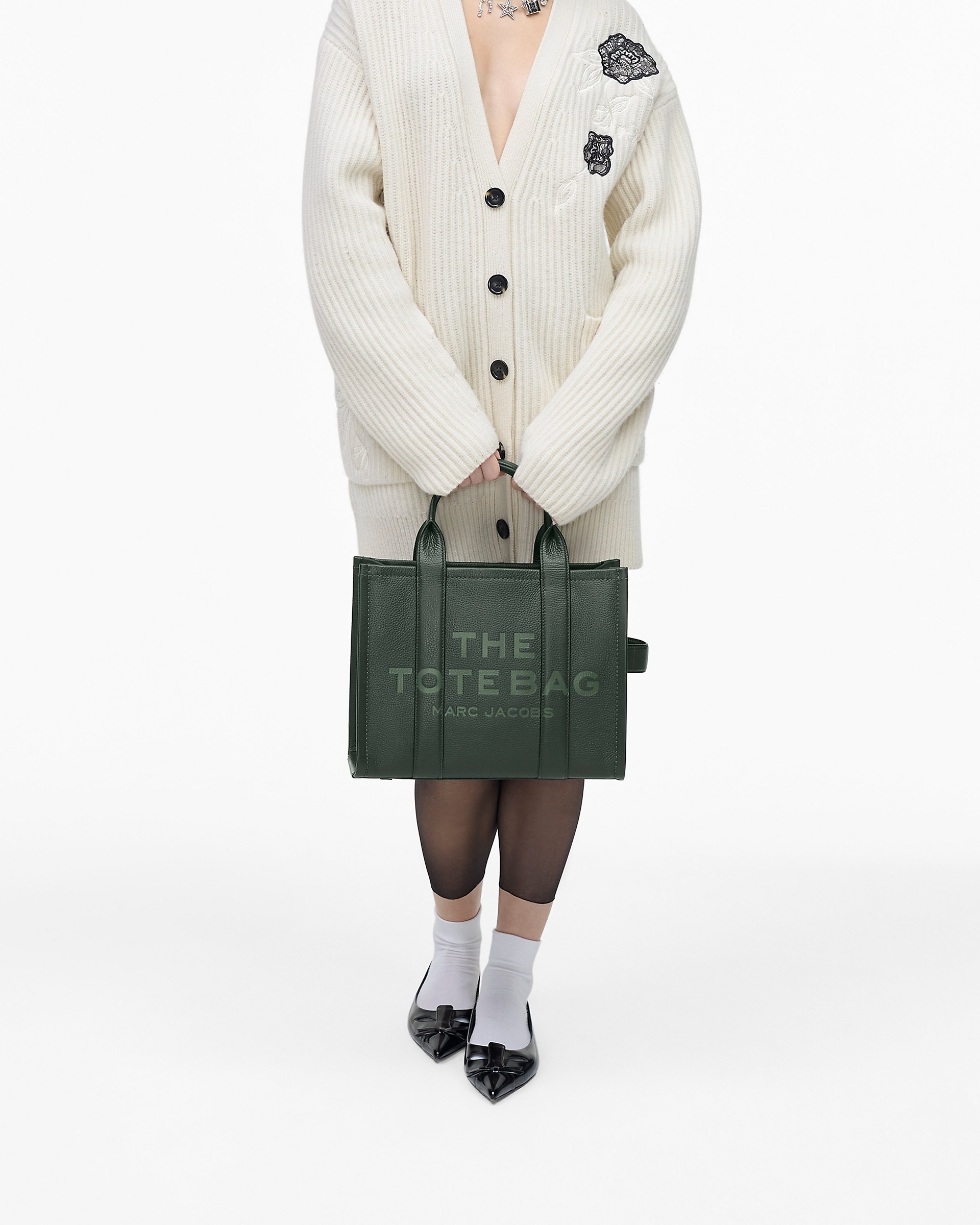 THE LEATHER MEDIUM TOTE BAG - 9