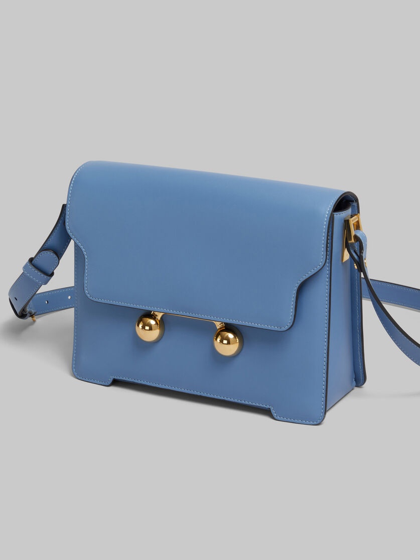 BLUE LEATHER TRUNKAROO MEDIUM SHOULDER BAG - 5
