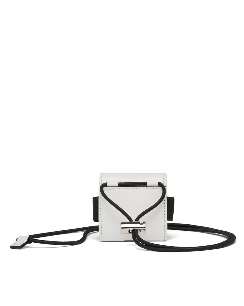 AirPods Pro brushed leather case 4