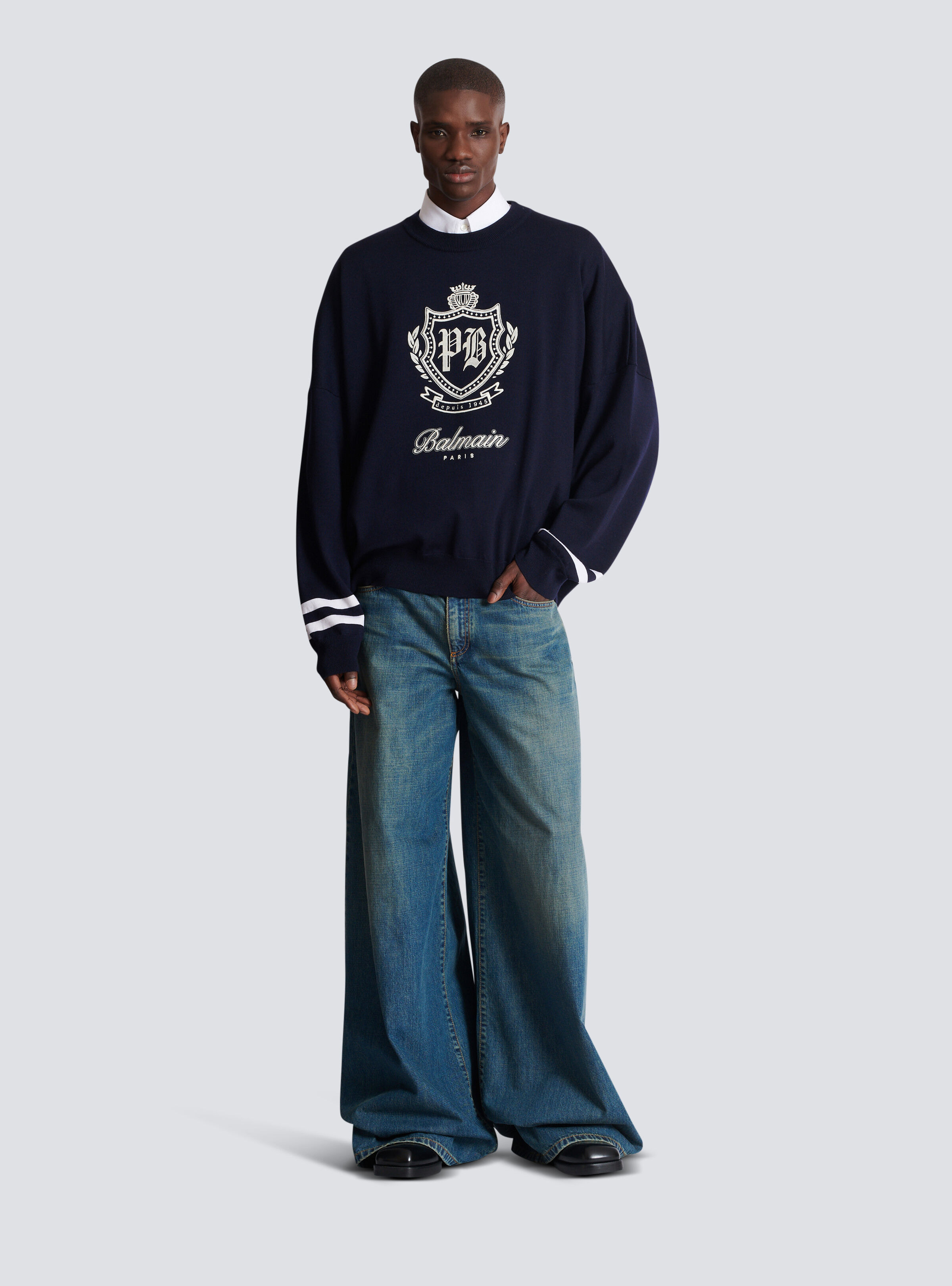 Wide-leg faded denim jeans - 2