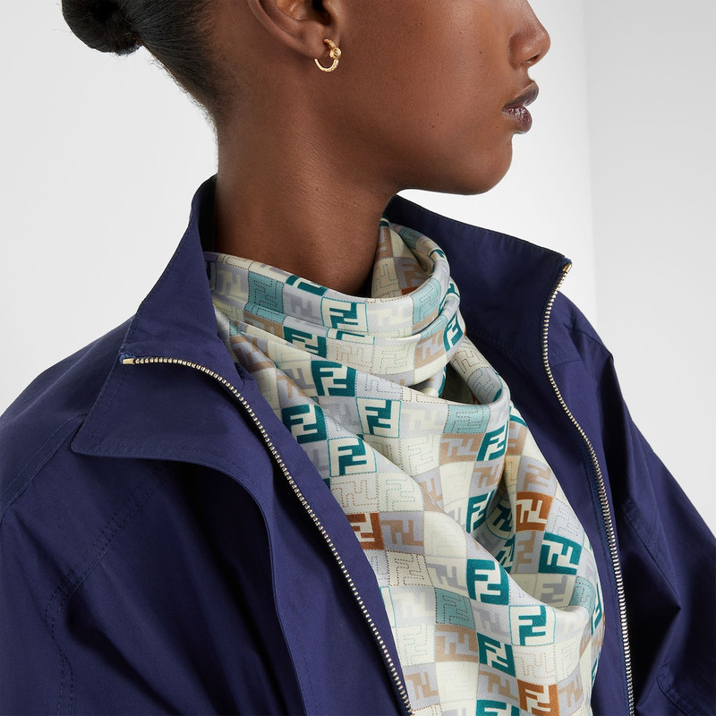 Fendi Foulard Blue silk foulard 4
