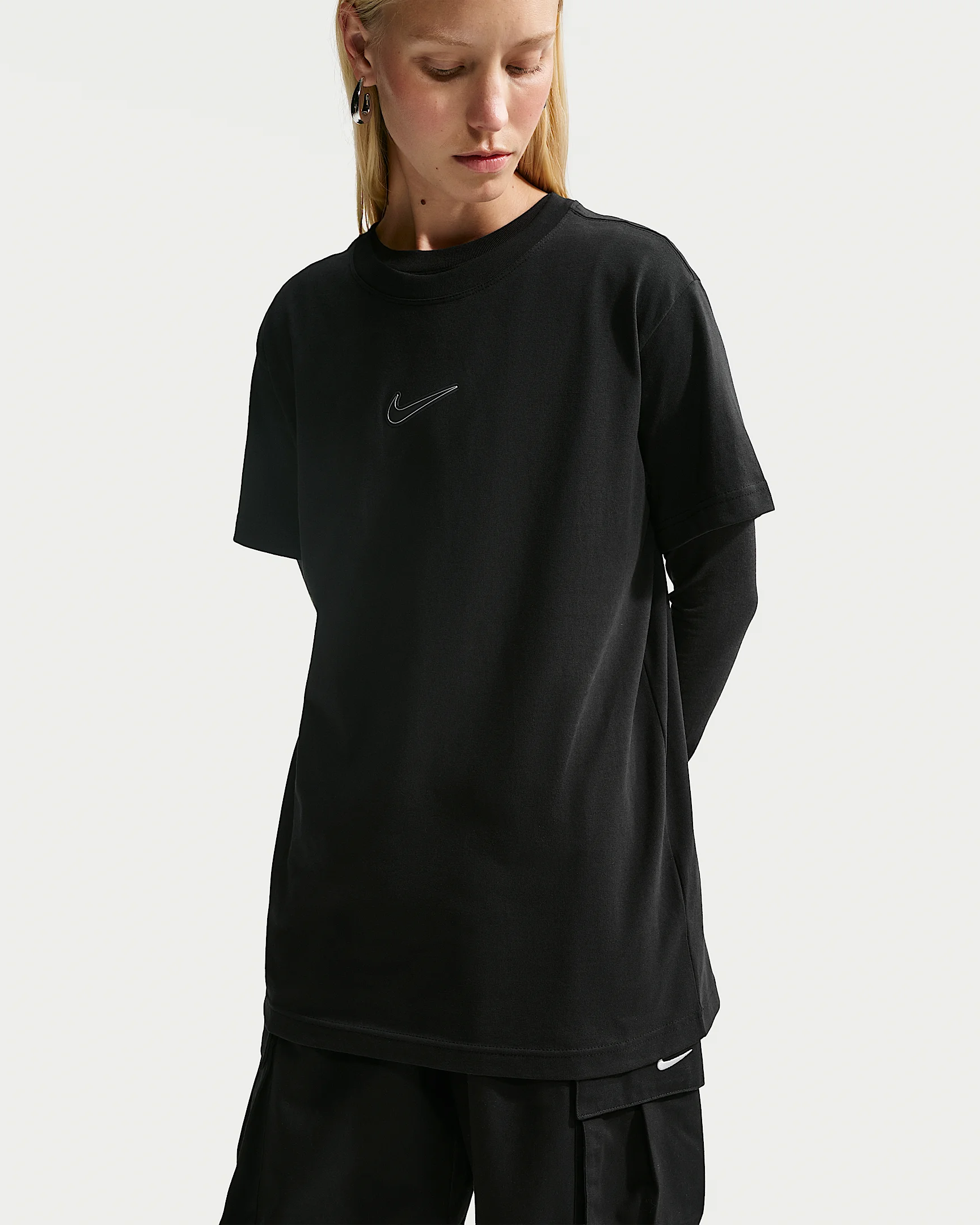 Nike Sportswear Classic Women's Oversized T-Shirt - 1