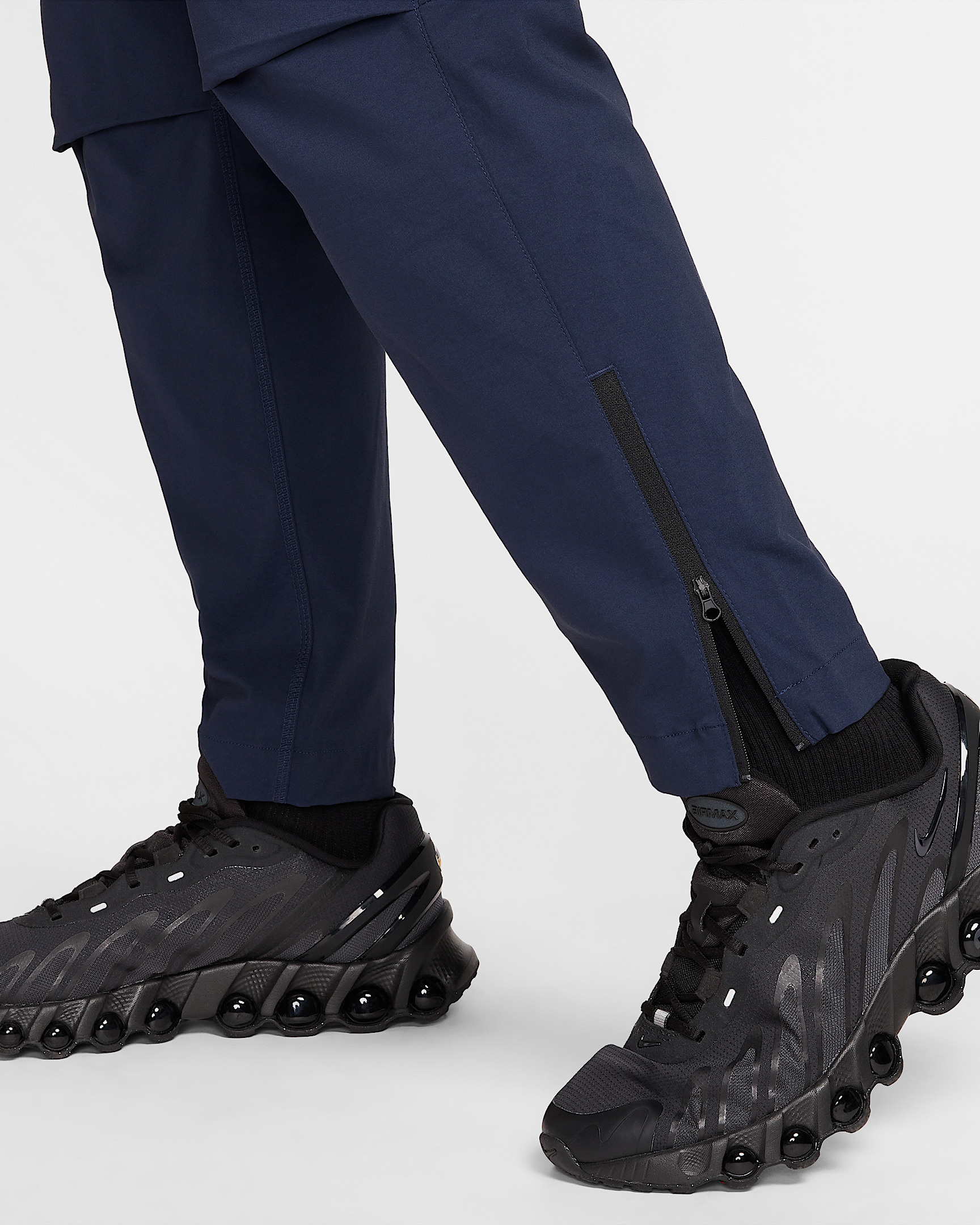 Nike Tech Men's Woven Pants - 8