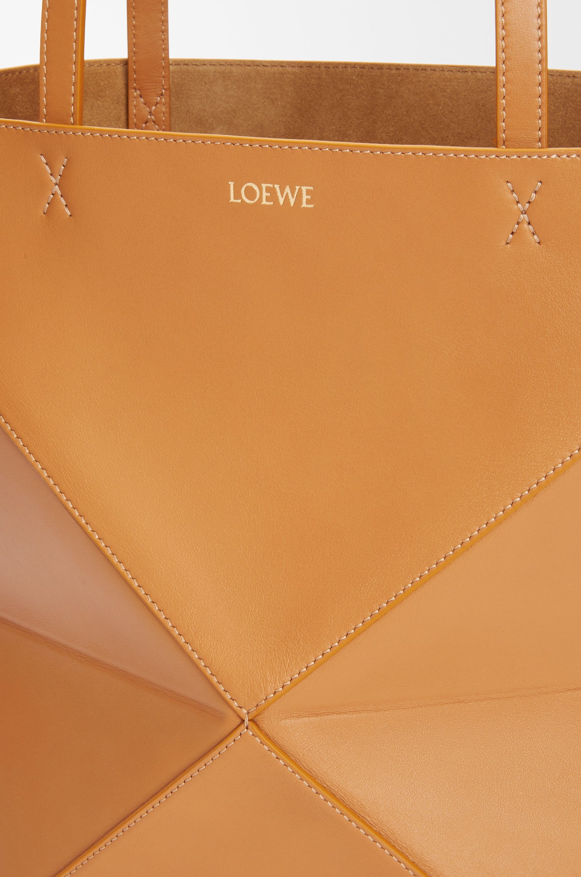 Puzzle Fold Tote in shiny calfskin - 10