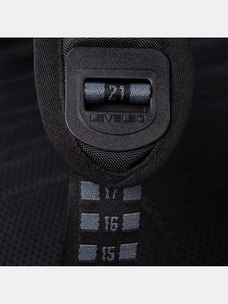 UA Sideline 25-Can Backpack Cooler 8