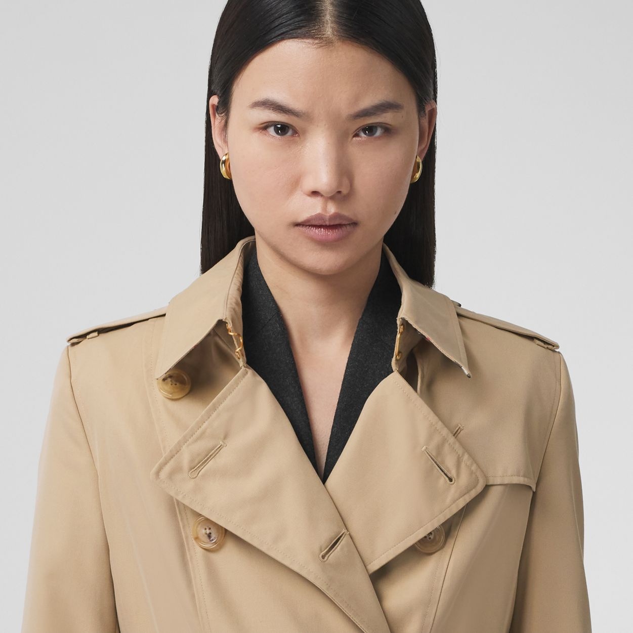 The Mid-length Chelsea Heritage Trench Coat - 3