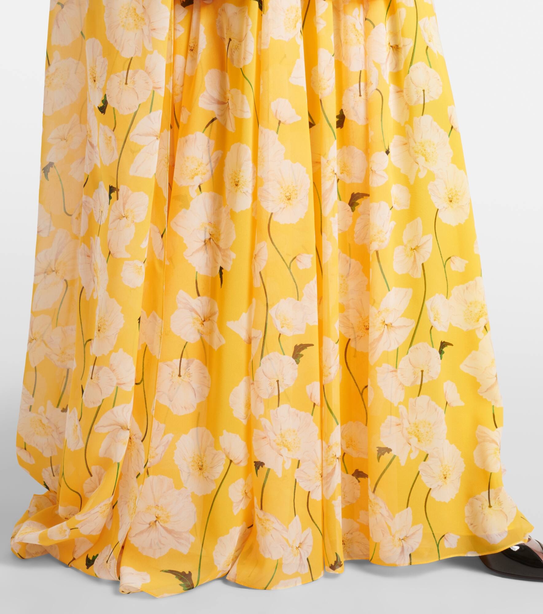 Gathered caped silk gown - 5