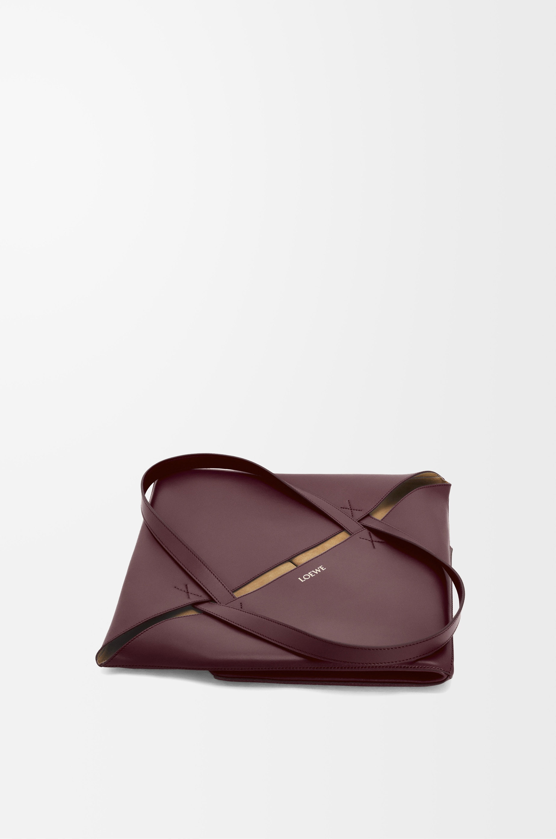 XL Puzzle Fold Tote in shiny calfskin - 6
