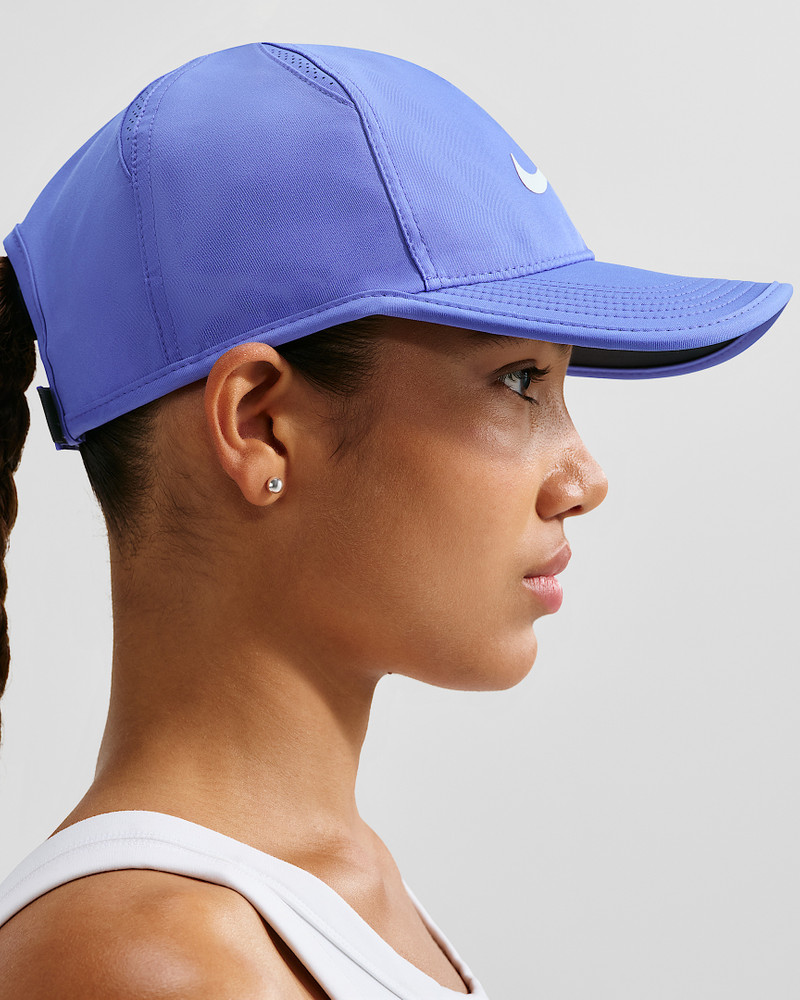 Nike Dri-FIT Club Unstructured Featherlight Cap 4