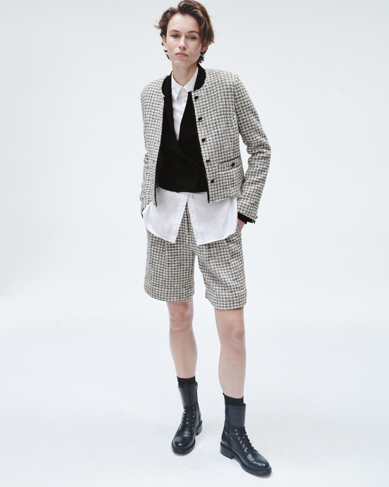 Carmen Cotton 12.25" Short
Relaxed Fit 2