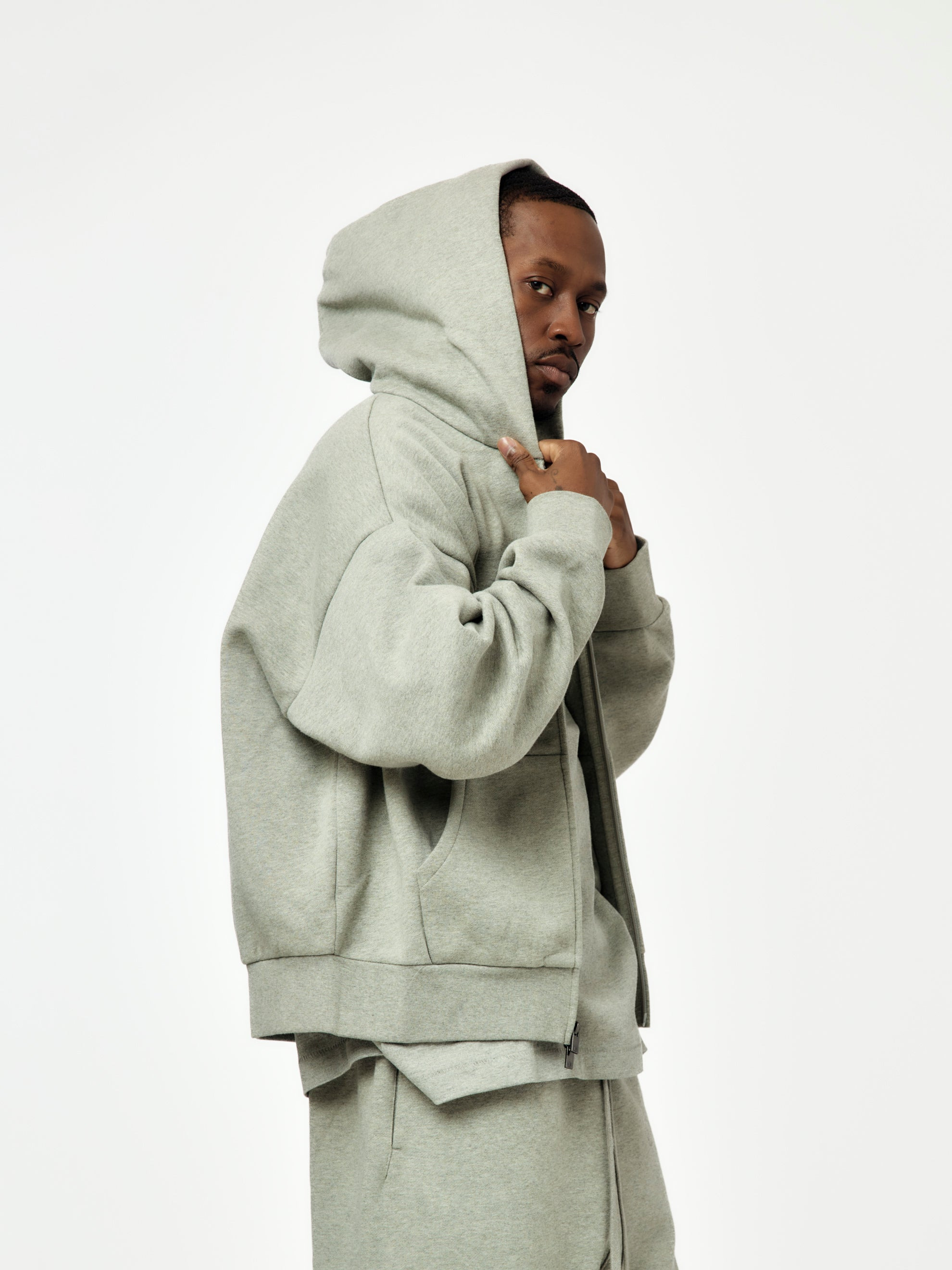 CLASSIC FIT FLEECE ZIP UP (CONCRETE) - 2