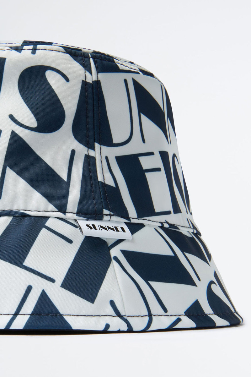 SUNNEI REVERSIBLE NAVY & WHITE LOGO BUCKET HAT outlook