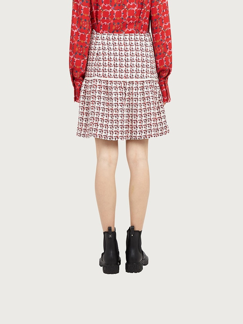 SKIRT WITH FLOUNCE 4