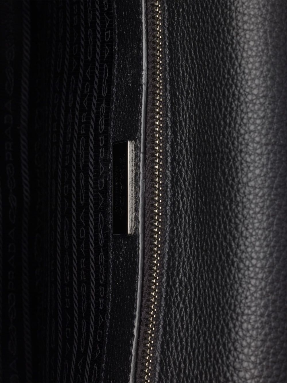 textured leather messenger bag - 7