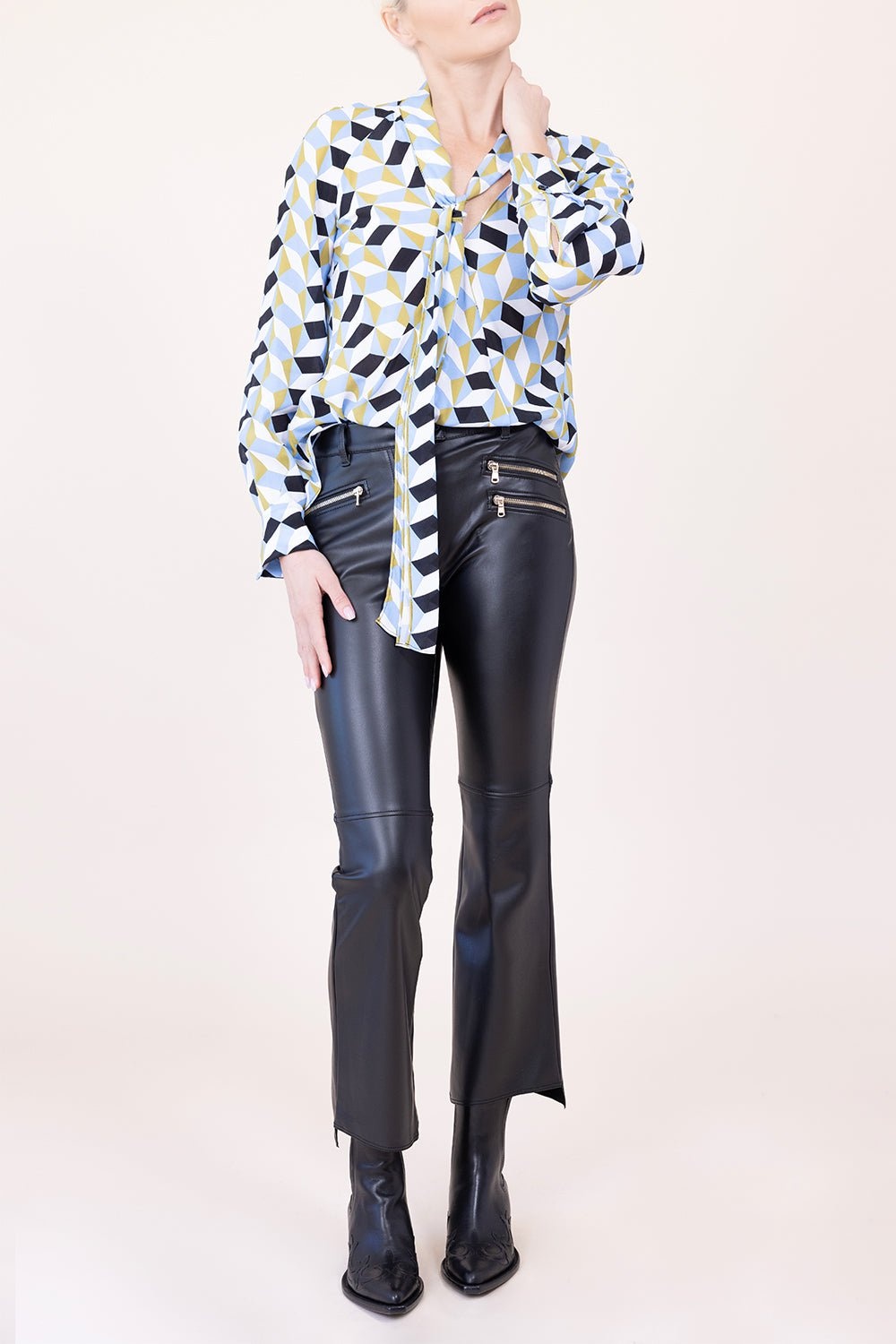 Graphic Volumes Blouse - 3