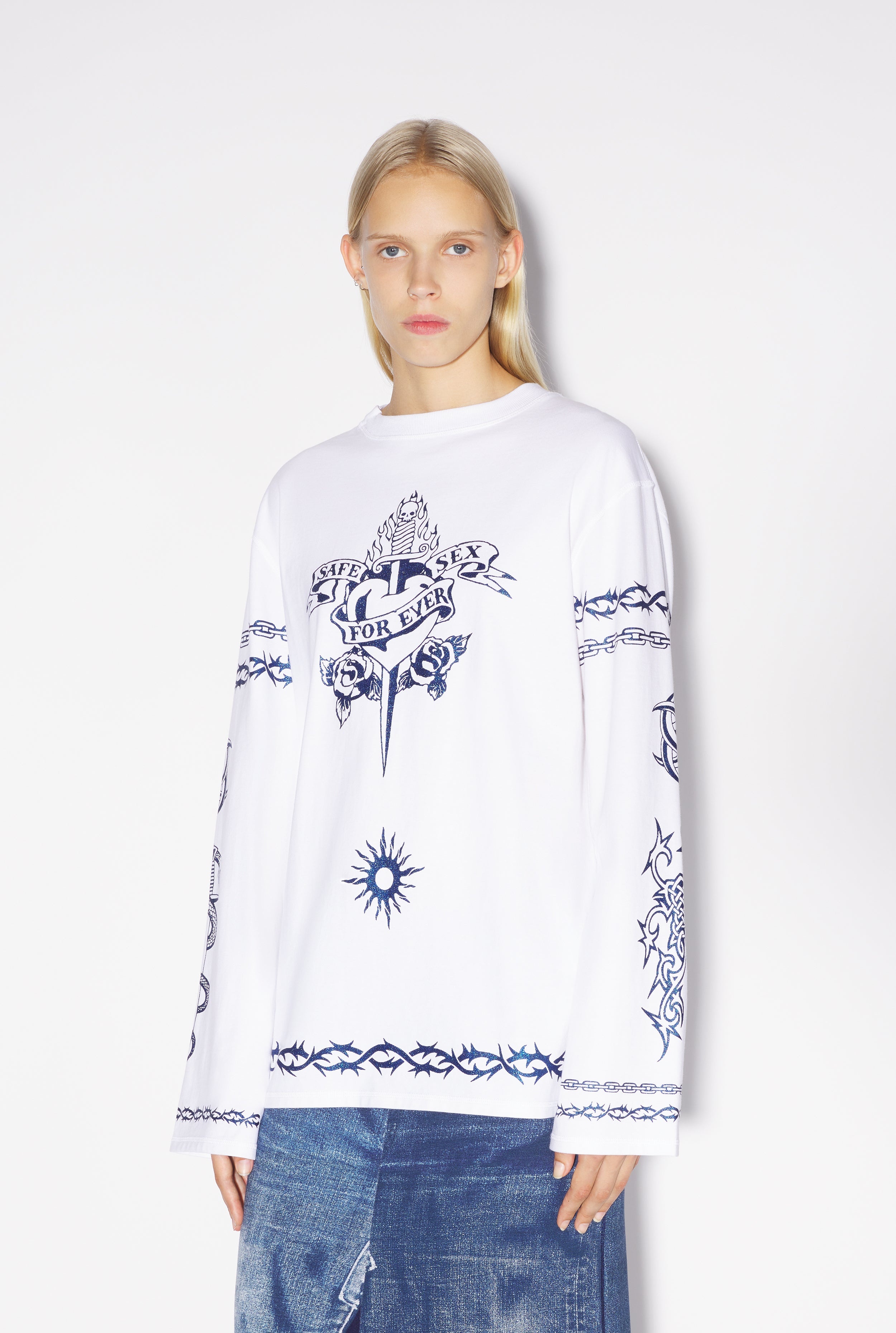 THE TATTOO SAFE SEX WHITE SWEATSHIRT - 3