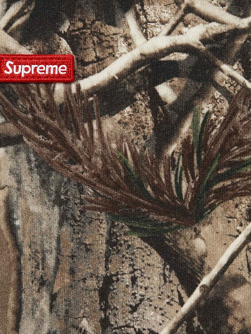 Supreme camo box T-shirt outlook