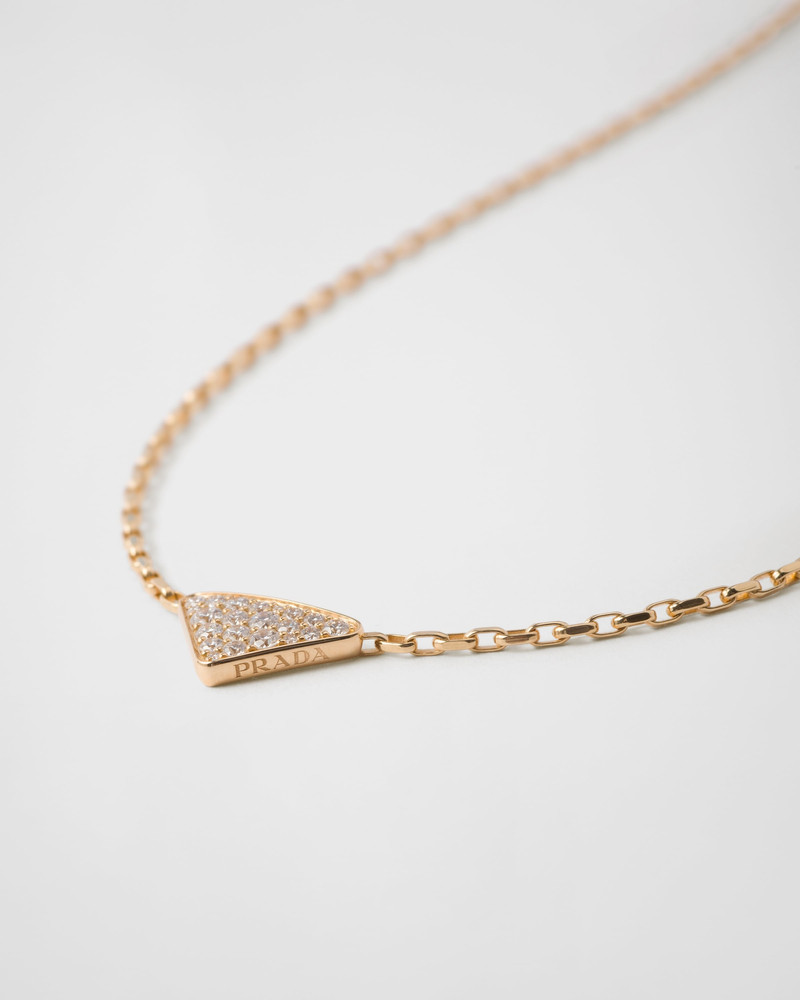 Eternal Gold Eternal mini triangle pendant necklace in yellow gold and diamonds 3