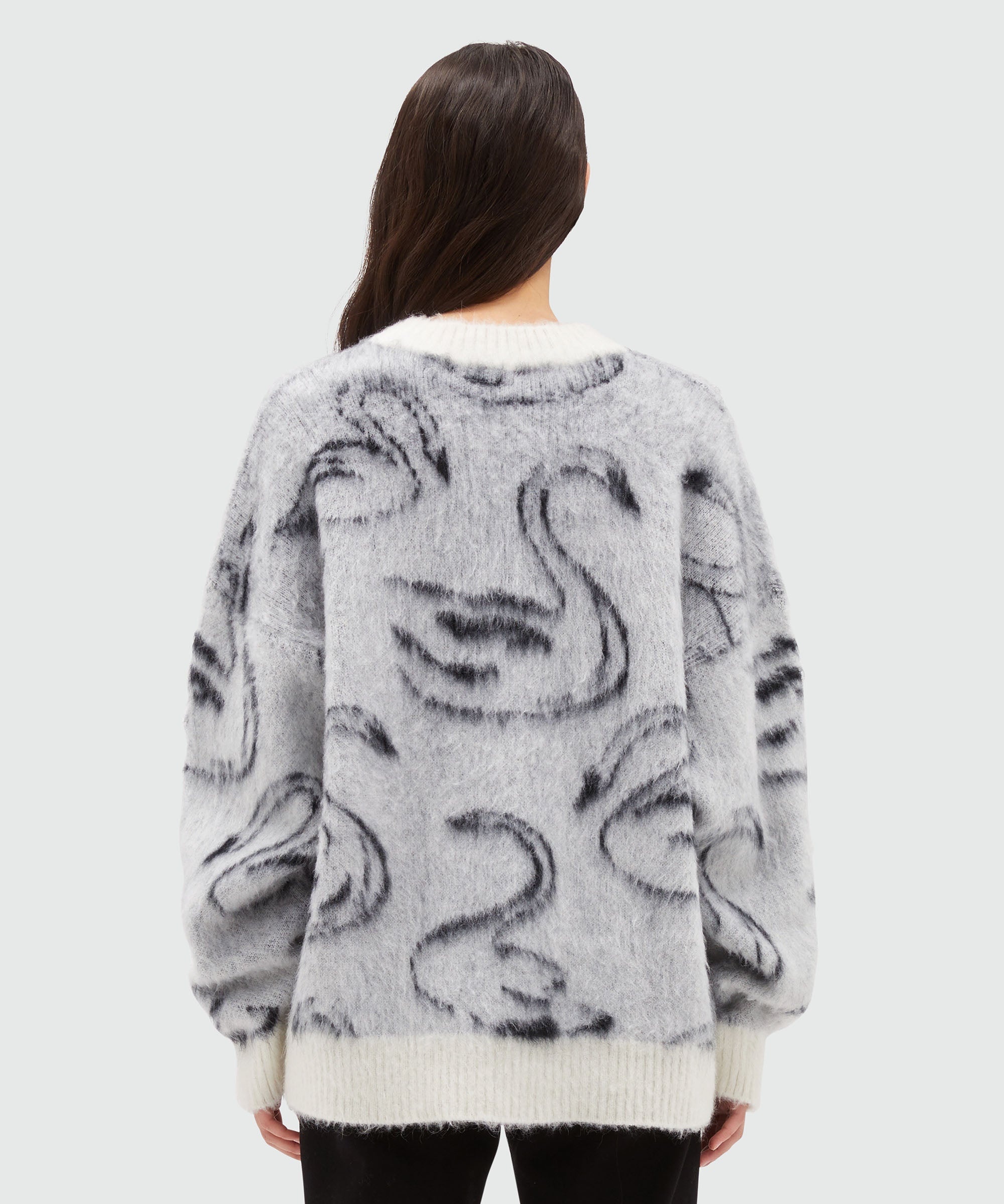 Combed wool sweater with jacquard swans - 3