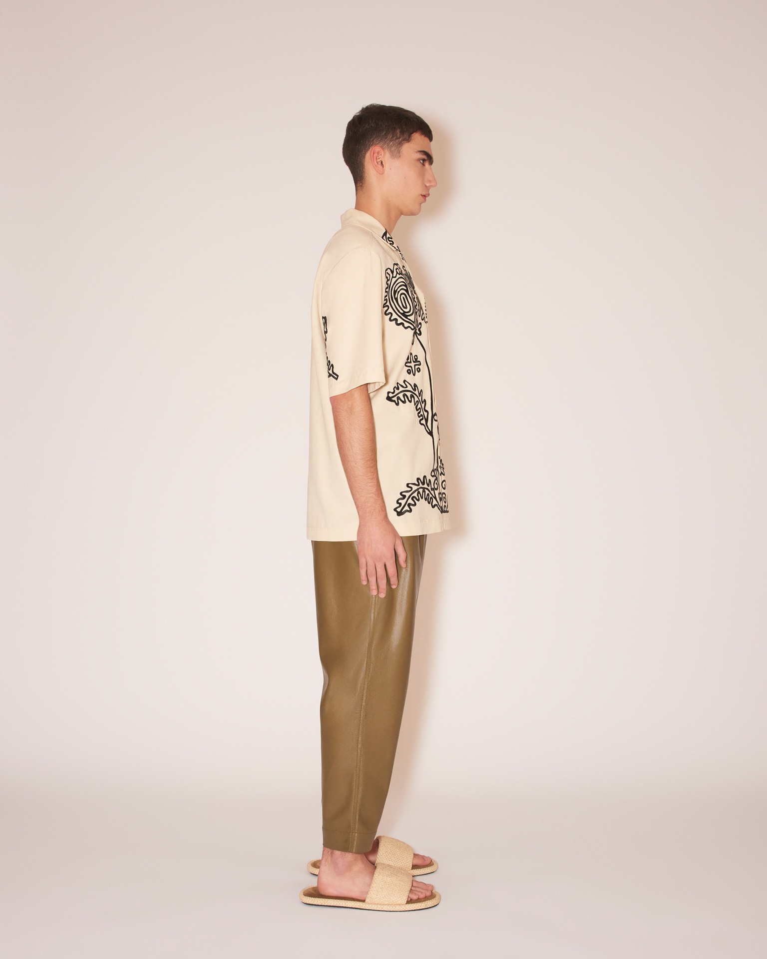 BODIL - Embroidered slub shirt - Creme - 3