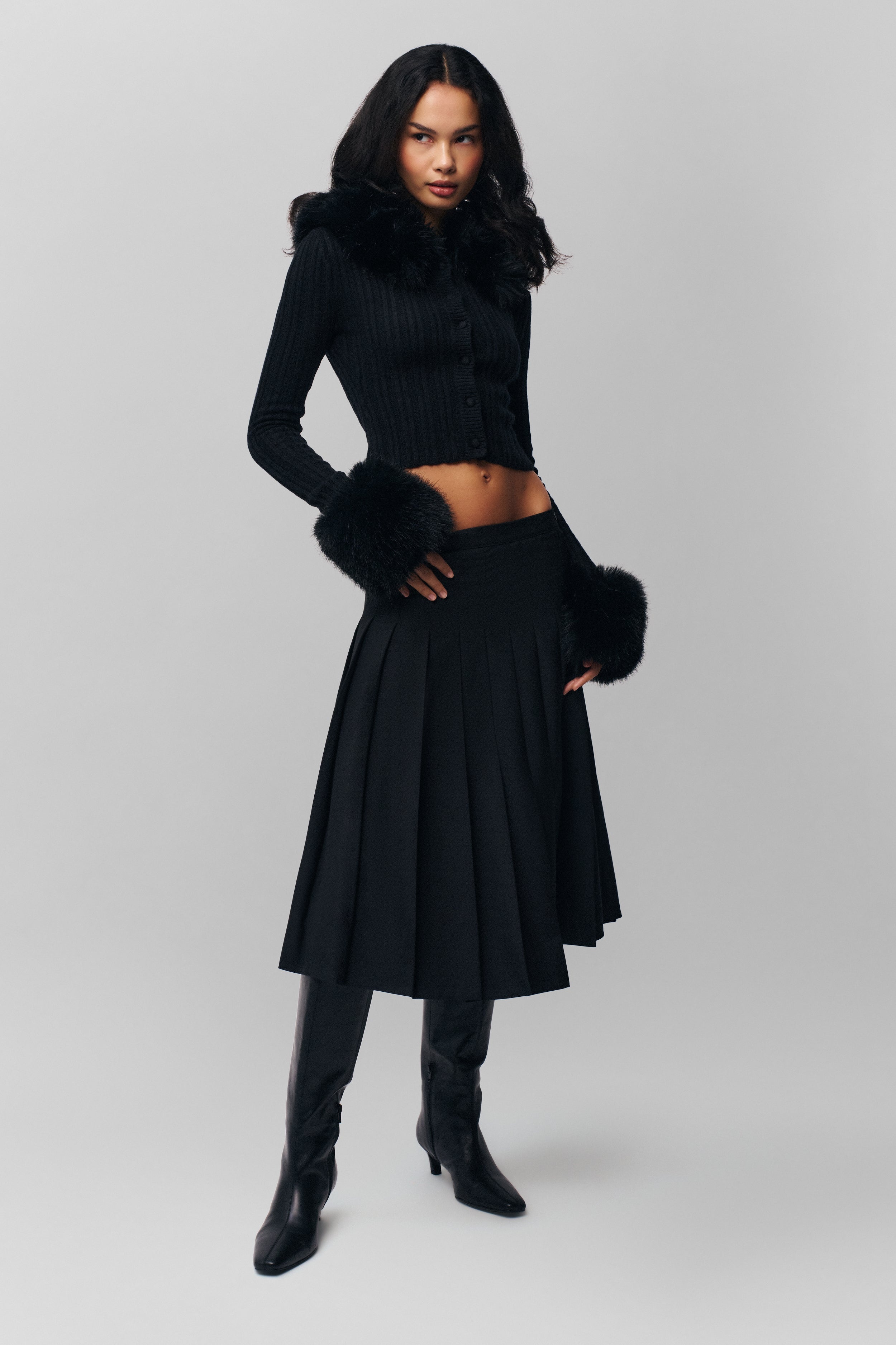 HEART POINTELLE KNIT CARDIGAN - 5