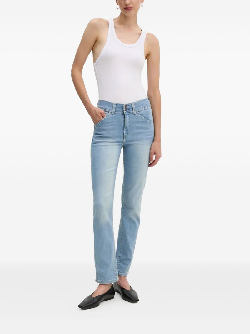 Levi's belt-loop jeans outlook