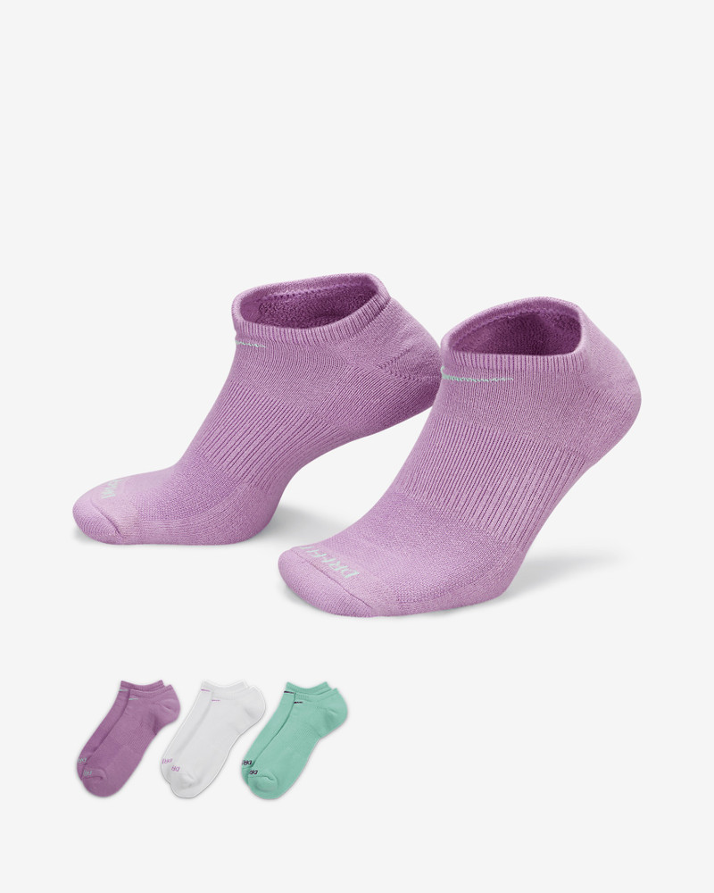 Nike Everyday Plus Cushion Training No-Show Socks (3 Pairs) 1