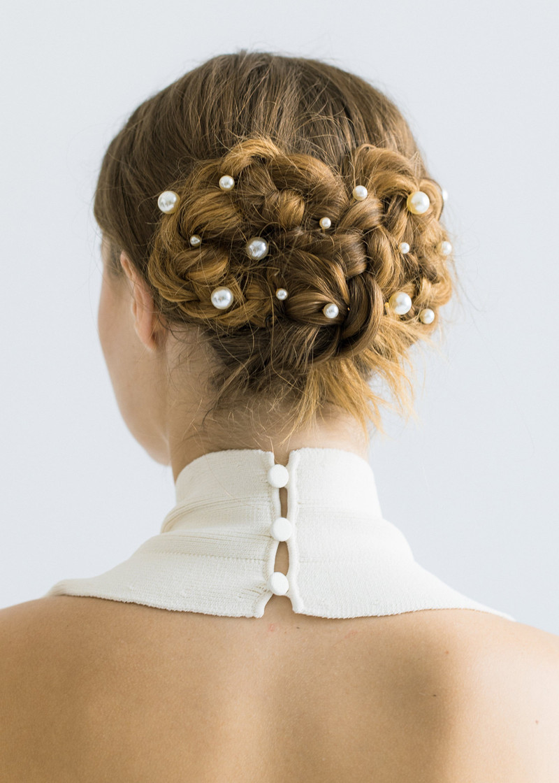 Jennifer Behr Perla Bobby Pin Set outlook
