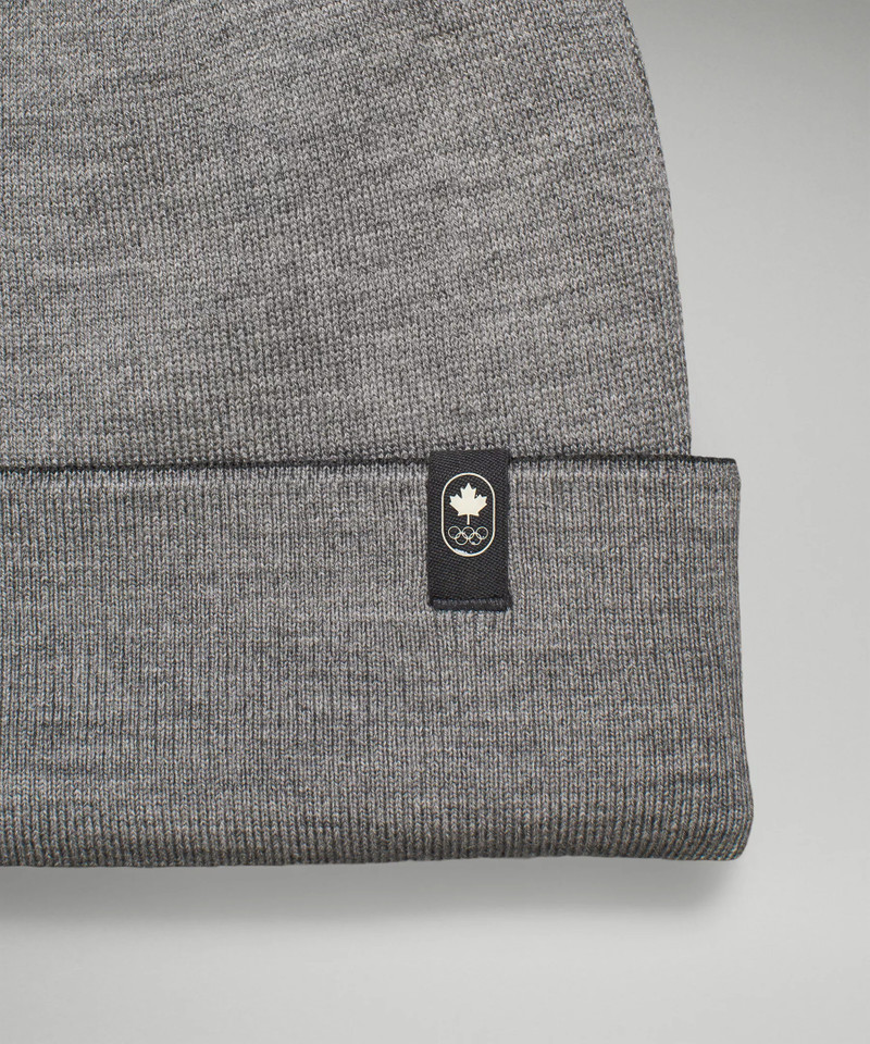 Team Canada Wool-Blend Reversible Beanie *COC Logo 11