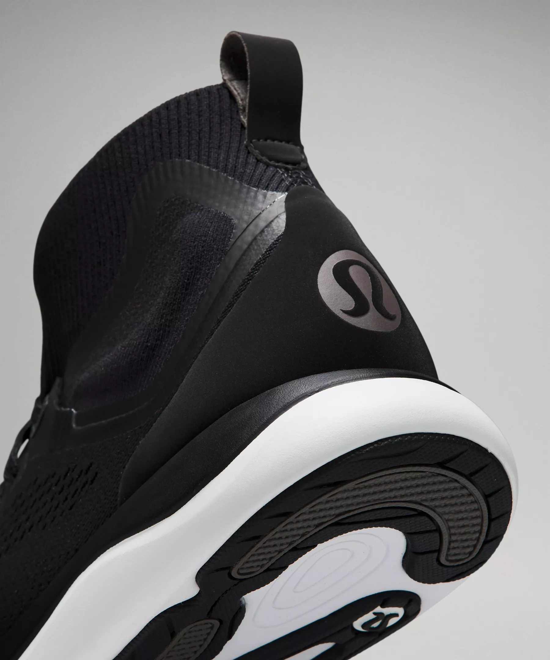 chargefeel Mid Women's Workout Shoe - 9