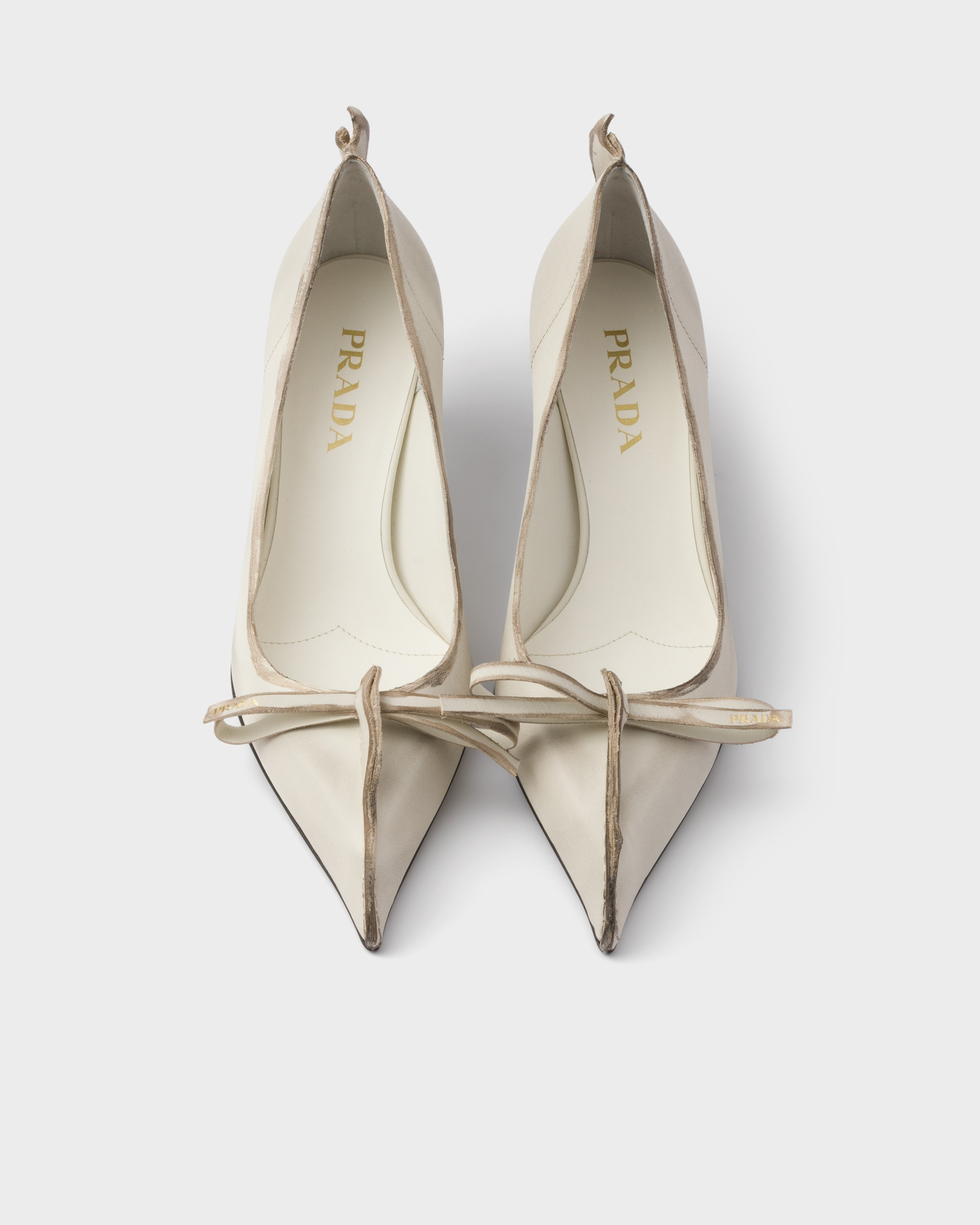 Antiqued leather pumps - 4