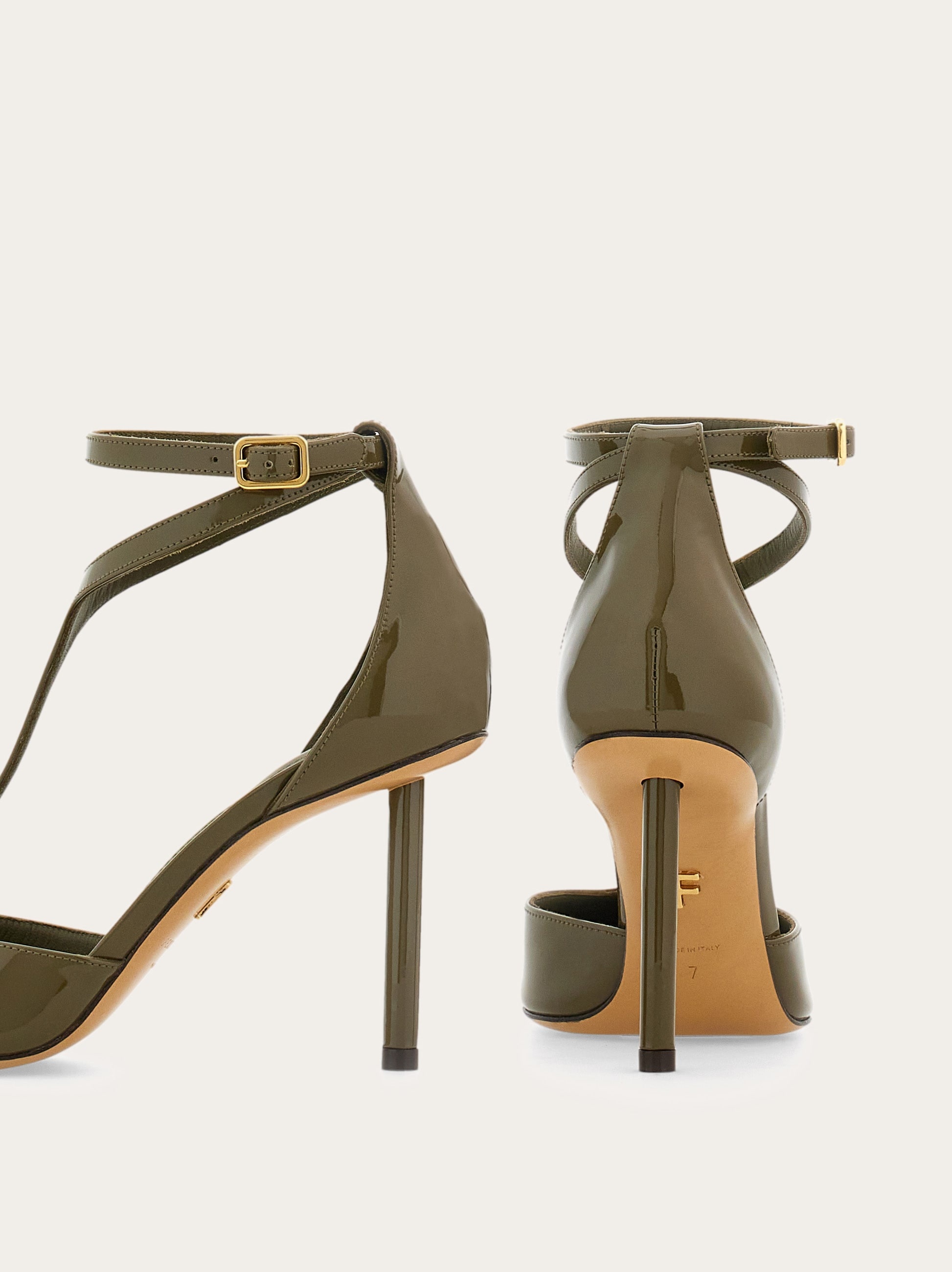 T-strap pump - 5