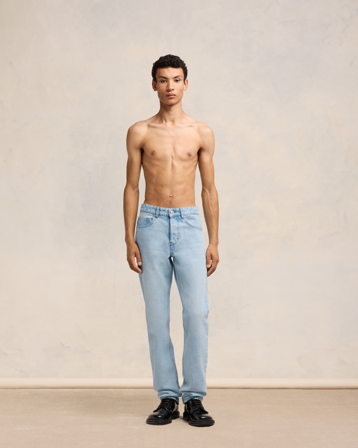 CLASSIC FIT JEANS - 2