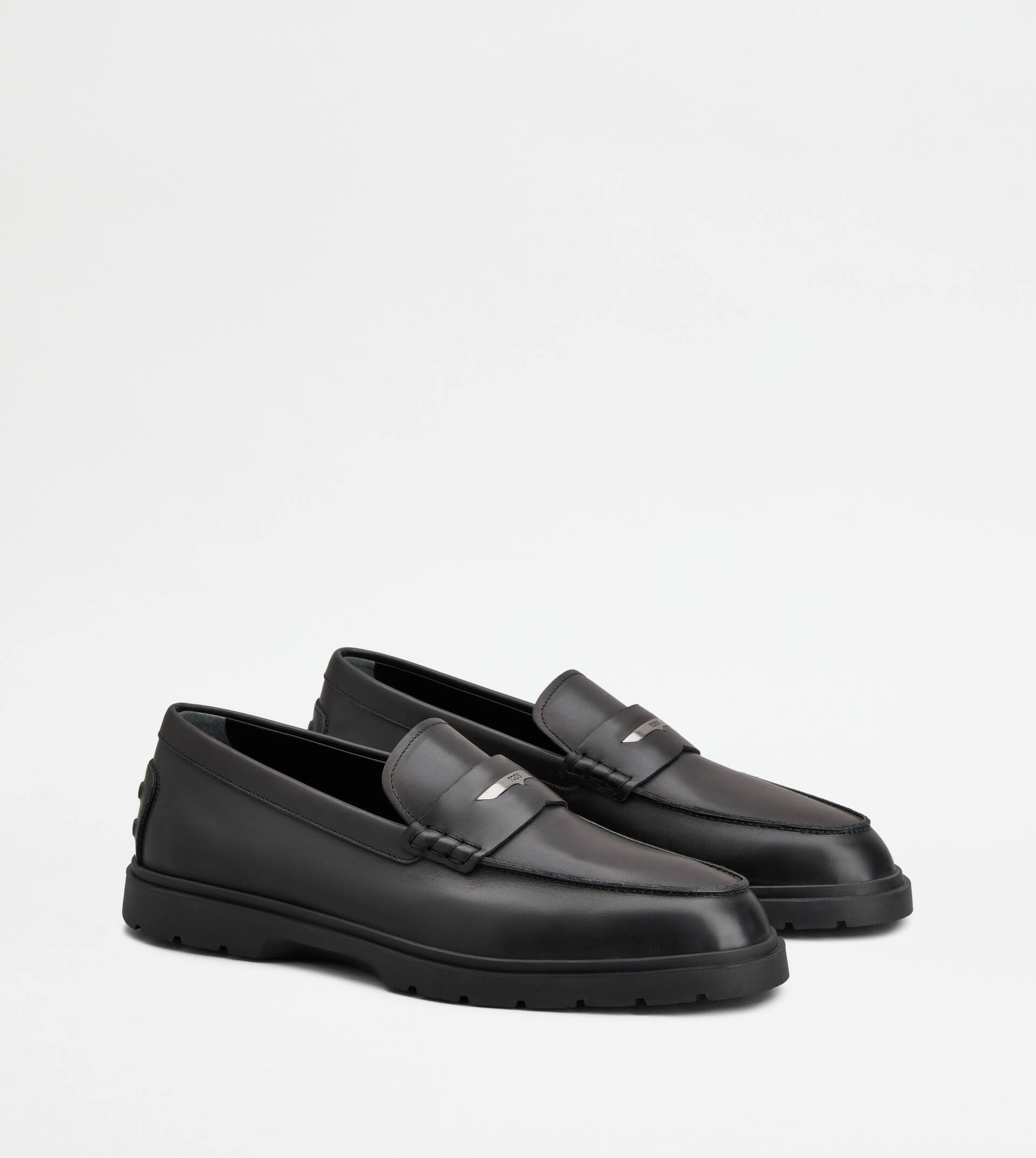 フラットシューズ Tod's Calfskin Leather Loafers Tod's LOAFERS IN LEATHER - BLACK | REVERSIBLE