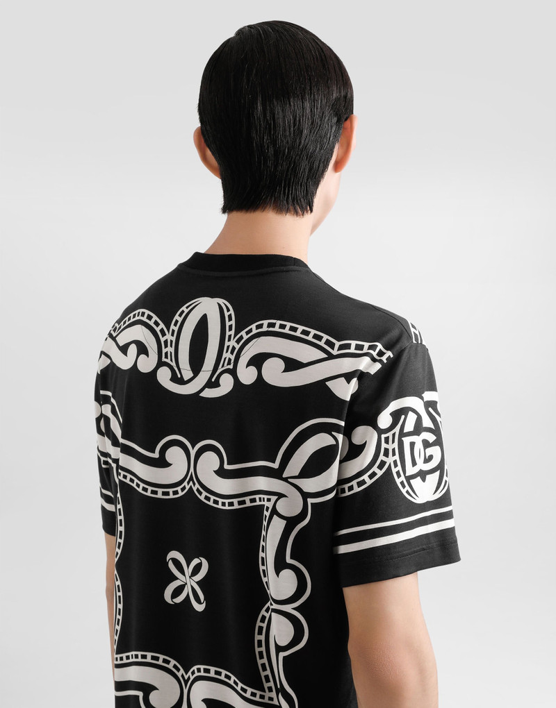 Silk T-shirt with bandanna print 5