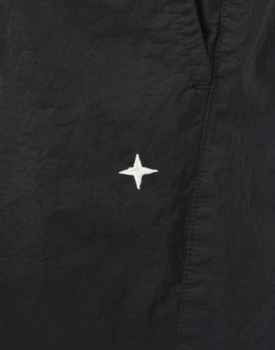 B04G6 STONE ISLAND STELLINA_60% RECYCLED NYLON BLACK - 3
